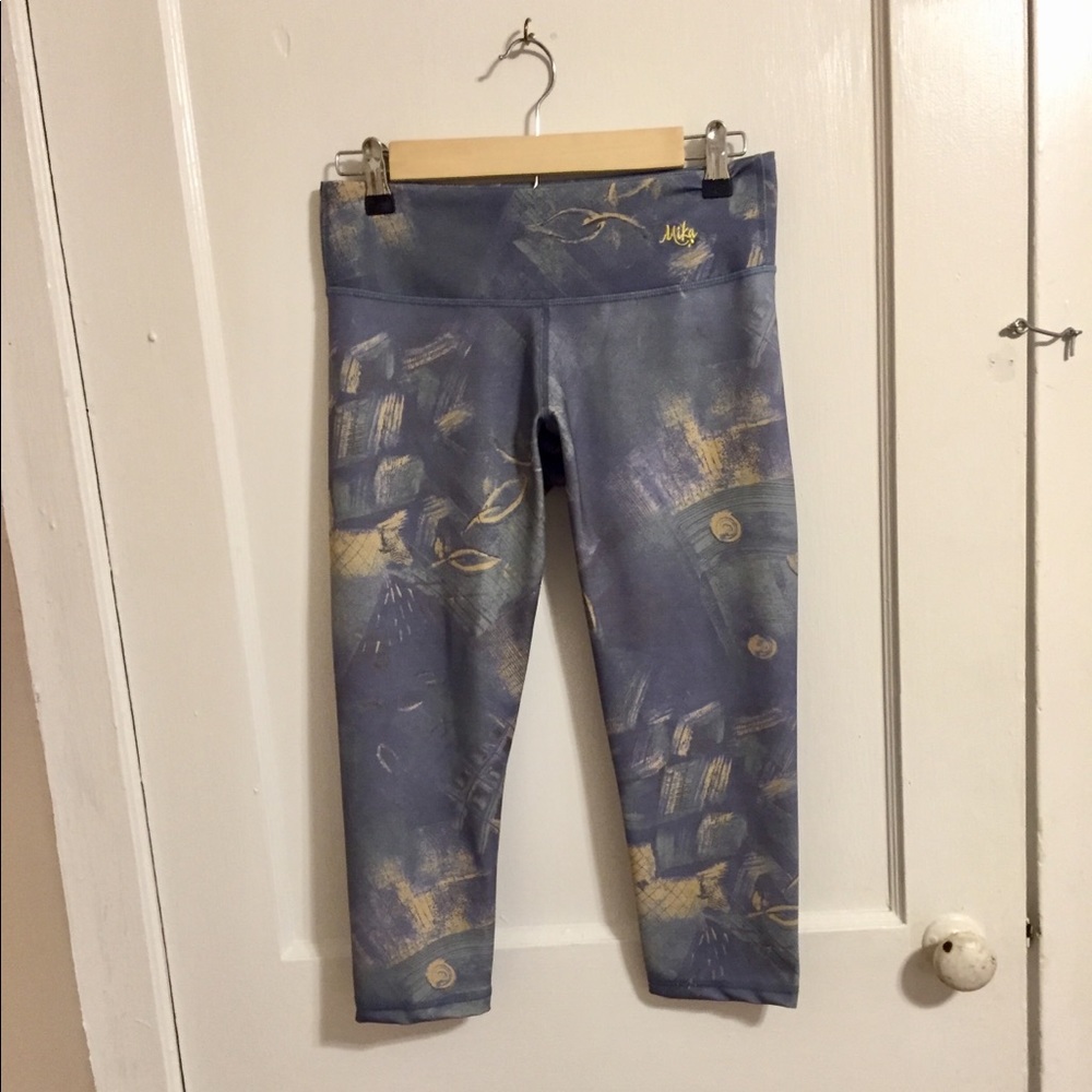 Mika Yoga Wear crop leggings M L